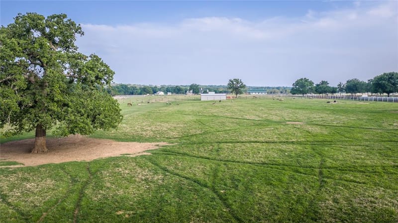 24183 S US 281, Hico TX 76457 - Photo 32