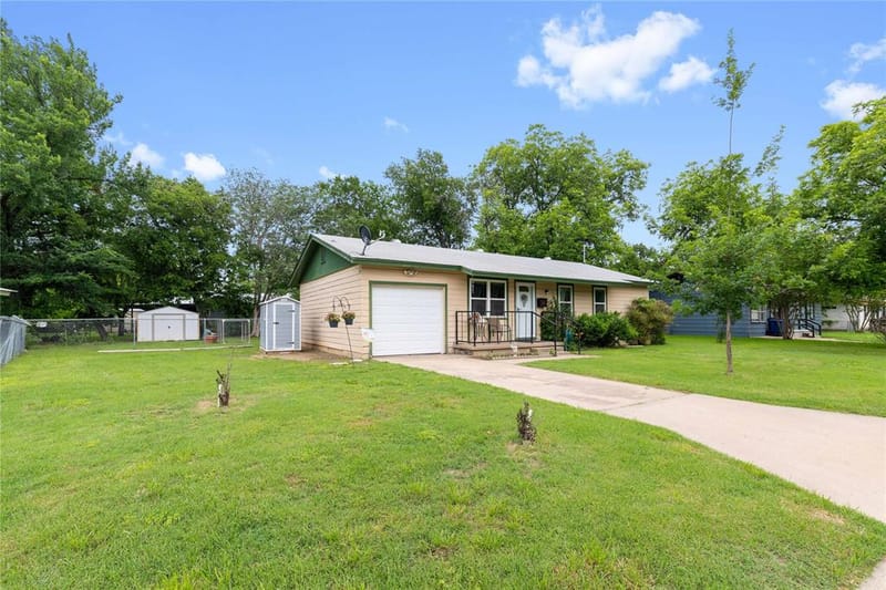 2808 1st Street, Brownwood TX 76801 - Photo 20