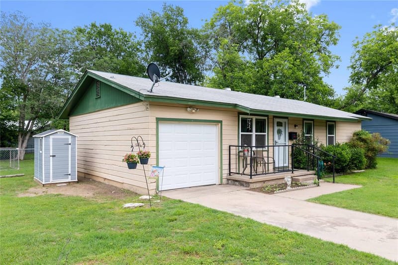 2808 1st Street, Brownwood TX 76801 - Photo 21