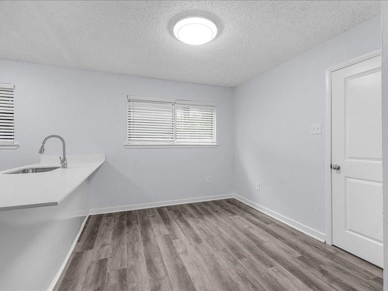 303 Mansfield Road, Cleburne TX 76031 - Photo 6