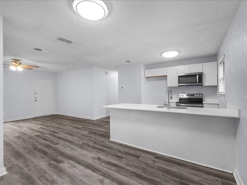 303 Mansfield Road, Cleburne TX 76031 - Photo 8