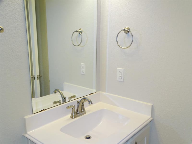 2125 Flora Lane, DeSoto TX 75115 - Photo 32