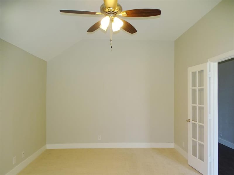 2125 Flora Lane, DeSoto TX 75115 - Photo 5