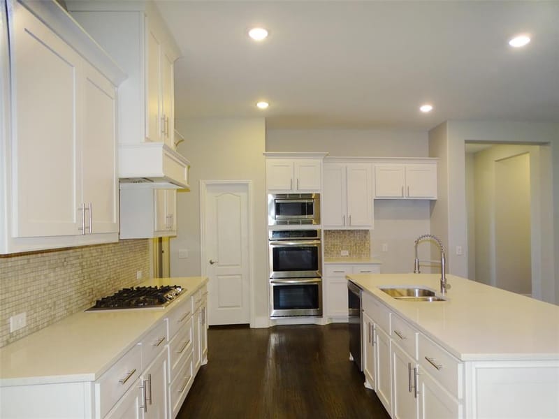 2125 Flora Lane, DeSoto TX 75115 - Photo 10