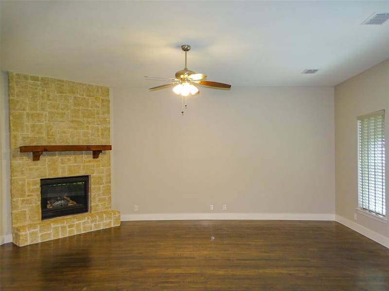 2125 Flora Lane, DeSoto TX 75115 - Photo 8
