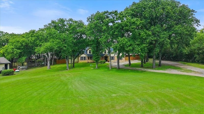 3703 NW County Road 0016, Corsicana TX 75110 - Photo 4