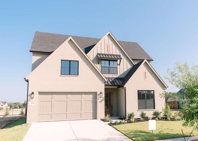 426 Wingtail Drive, Aledo TX 76008