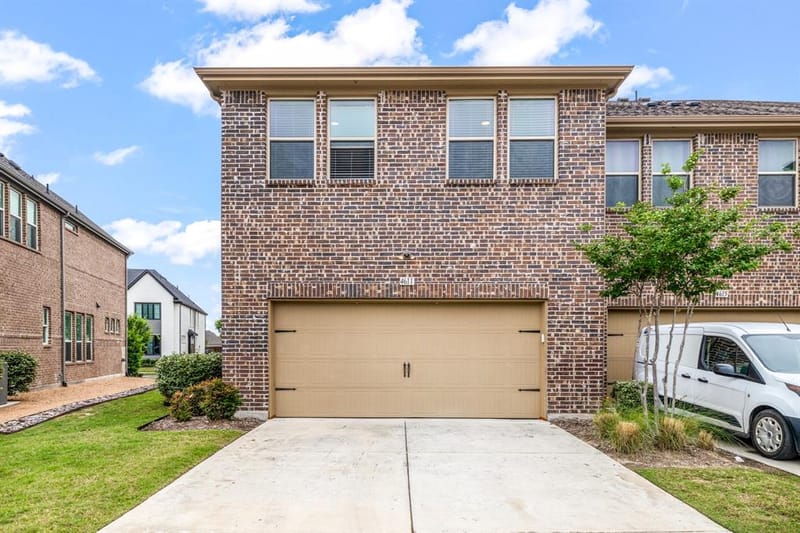 4611 Smokey Quartz Lane, Arlington TX 76005 - Photo 6