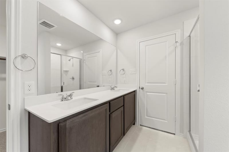 215 Van Horn Drive, Terrell TX 75160 - Photo 8