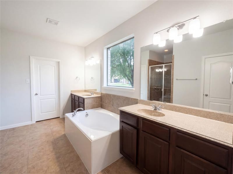 1501 Martin Creek Drive, Little Elm TX 75068 - Photo 11
