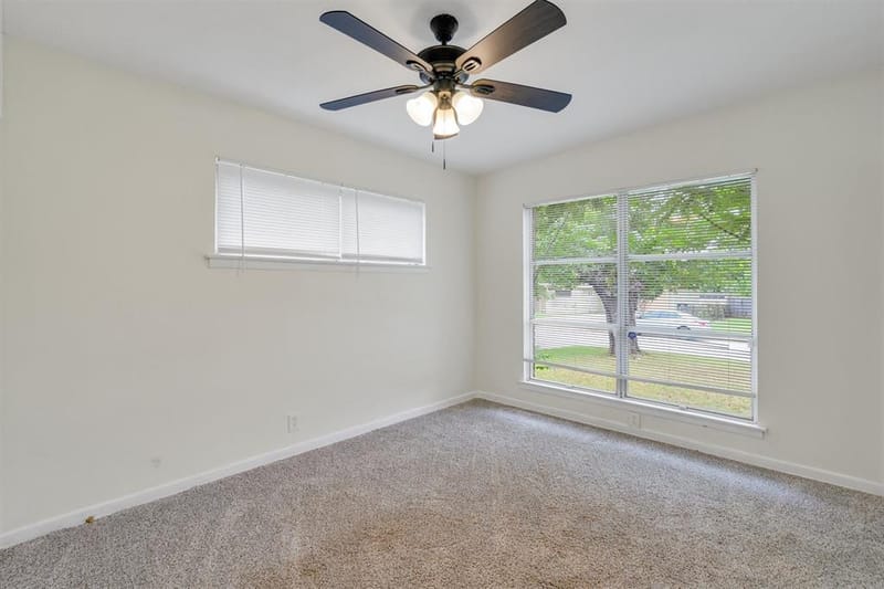 4609 Lois Street, Fort Worth TX 76119 - Photo 12