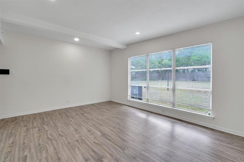 4609 Lois Street, Fort Worth TX 76119 - Photo 10
