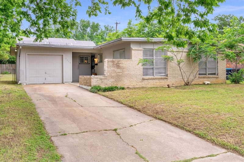 4609 Lois Street, Fort Worth TX 76119 - Photo 15
