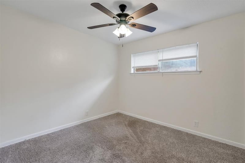 4609 Lois Street, Fort Worth TX 76119 - Photo 11