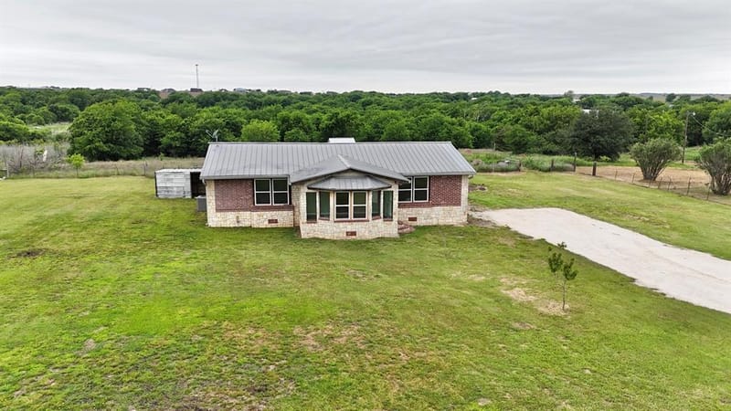 9717 Limestone Court, Joshua TX 76058 - Photo 27