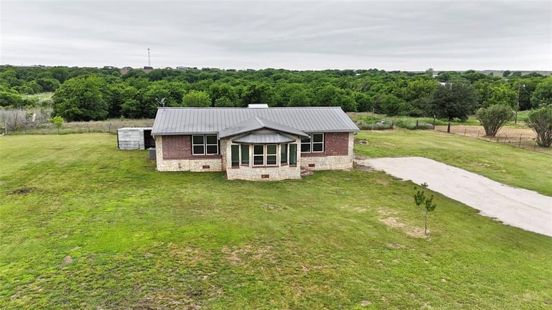 9717 Limestone Court, Joshua TX 76058 - Photo 2
