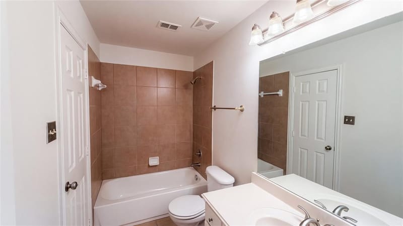 2446 Chesterfield Road, Garland TX 75043 - Photo 21