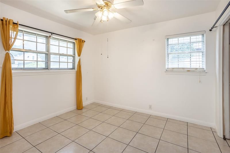 215 E Tennie Street, Gainesville TX 76240 - Photo 23