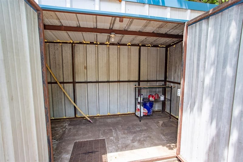 215 E Tennie Street, Gainesville TX 76240 - Photo 36