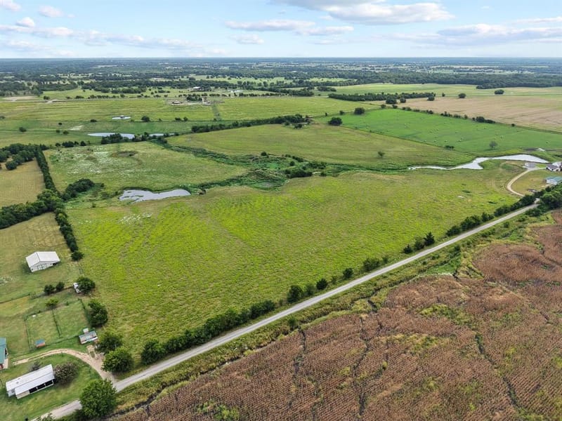 2972 County Road 4826, Wolfe City TX 75496 - Photo 15