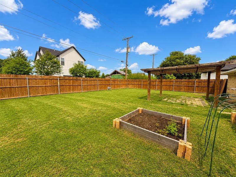 11103 Odette Avenue, Dallas TX 75228 - Photo 18