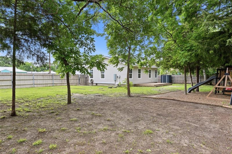 258 Spring Valley Circle, Azle TX 76020 - Photo 26