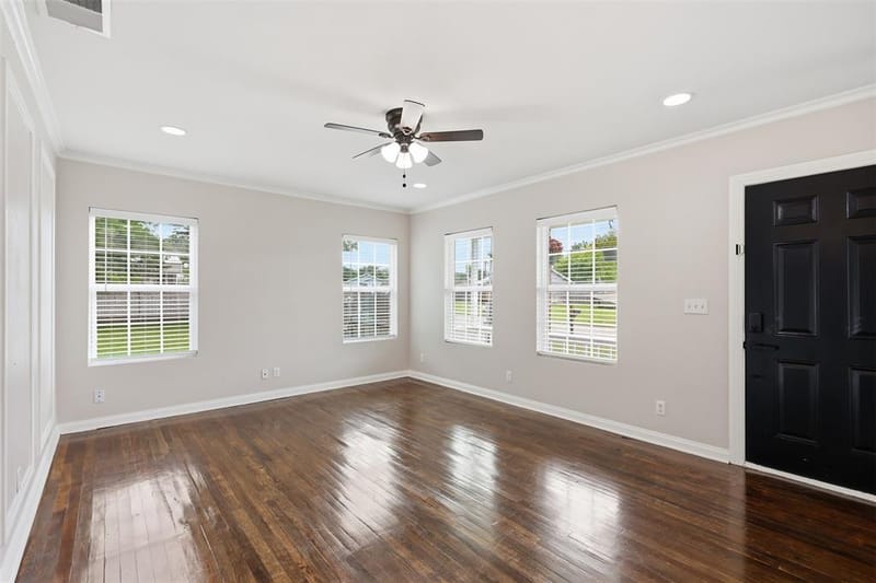 258 Spring Valley Circle, Azle TX 76020 - Photo 9