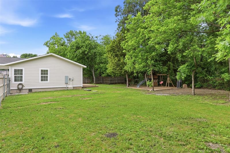 258 Spring Valley Circle, Azle TX 76020 - Photo 25