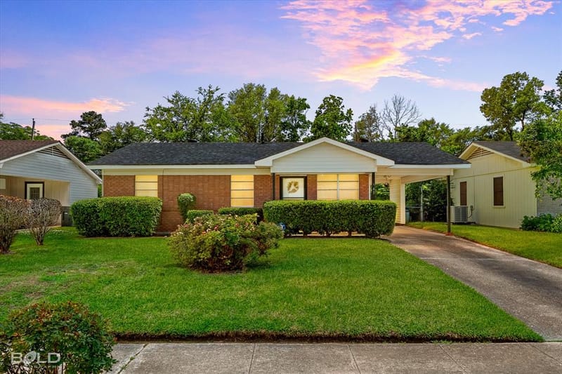 541 Sally Ann Drive, Shreveport LA 71106