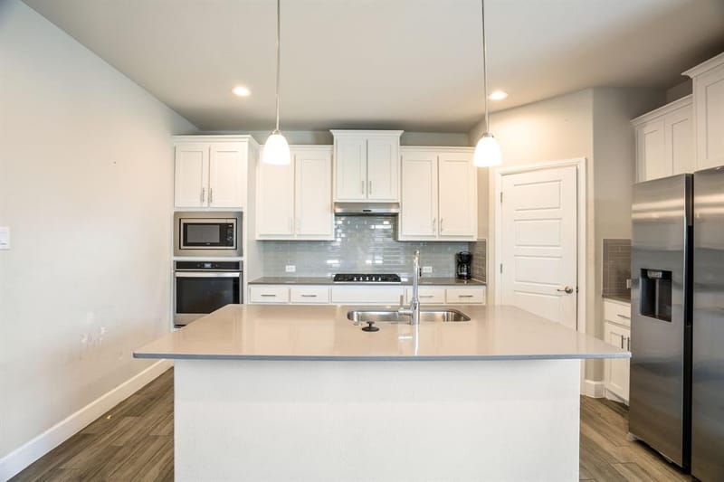 3411 Cornerstone Lane, Grand Prairie TX 76065 - Photo 7