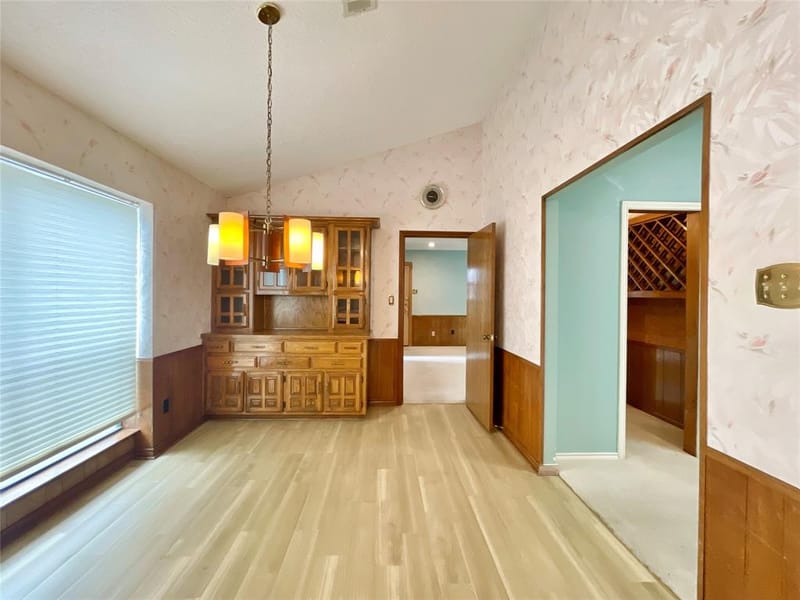 9931 Chimney Hill Lane, Dallas TX 75243 - Photo 17