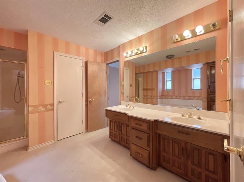 9931 Chimney Hill Lane, Dallas TX 75243 - Photo 28