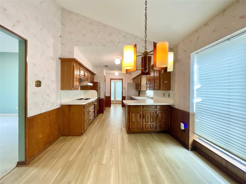 9931 Chimney Hill Lane, Dallas TX 75243 - Photo 15