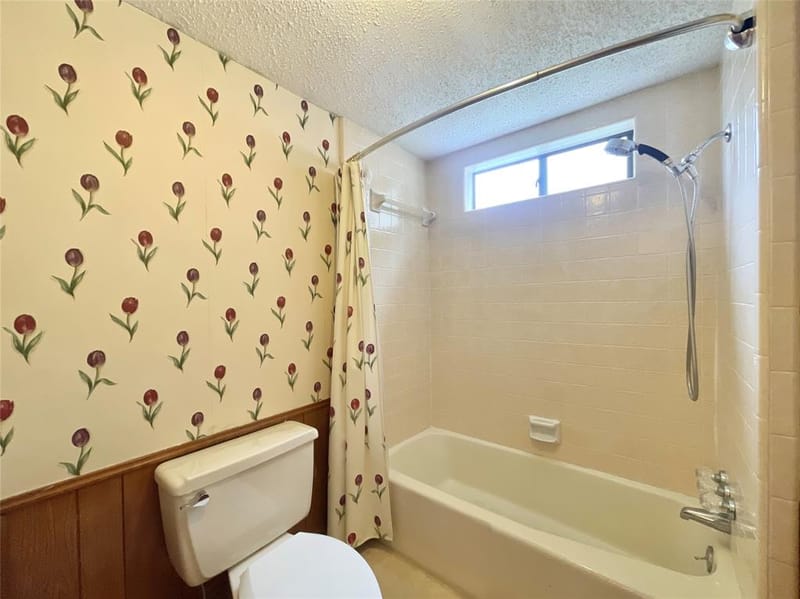 9931 Chimney Hill Lane, Dallas TX 75243 - Photo 25