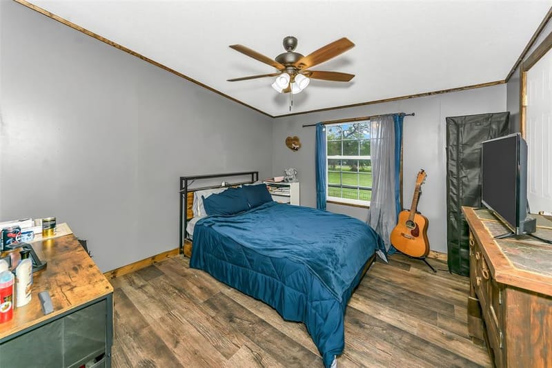 197 County Road 3382, Paradise TX 76073 - Photo 6