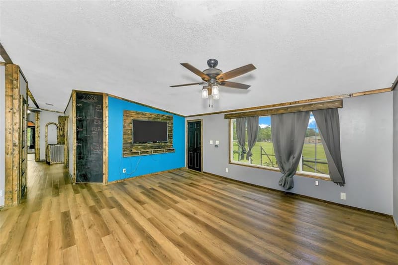 197 County Road 3382, Paradise TX 76073 - Photo 12