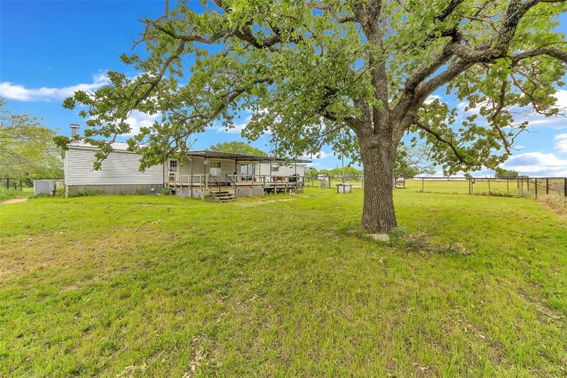197 County Road 3382, Paradise TX 76073 - Photo 24