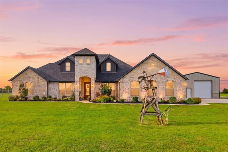 1705 S Fm 1752, Savoy TX 75479 - Photo 2