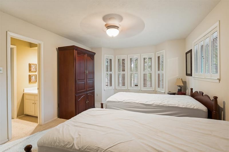 1411 Clubview Court, Arlington TX 76013 - Photo 16