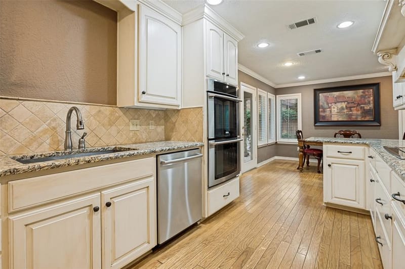 1411 Clubview Court, Arlington TX 76013 - Photo 15