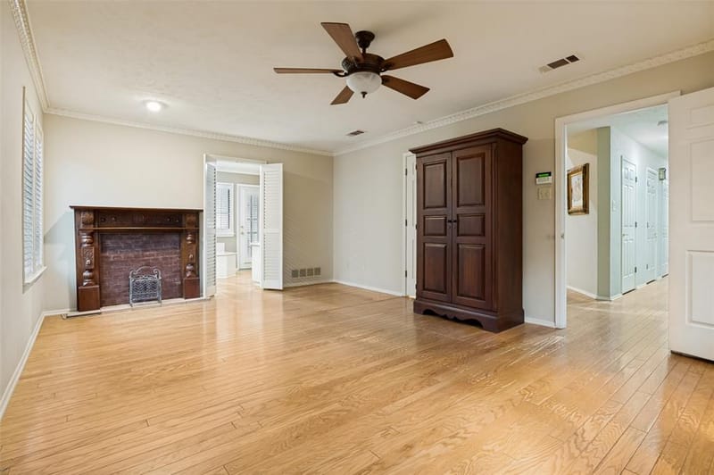 1411 Clubview Court, Arlington TX 76013 - Photo 8