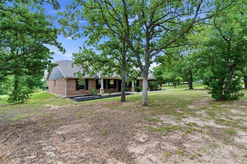 108 La Arroya Drive, Weatherford TX 76088