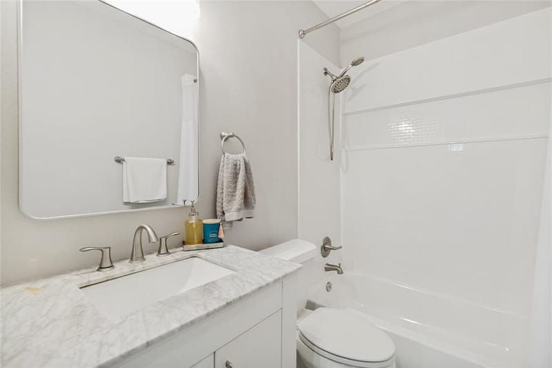 1023 Mount Auburn Avenue, Dallas TX 75223 - Photo 12