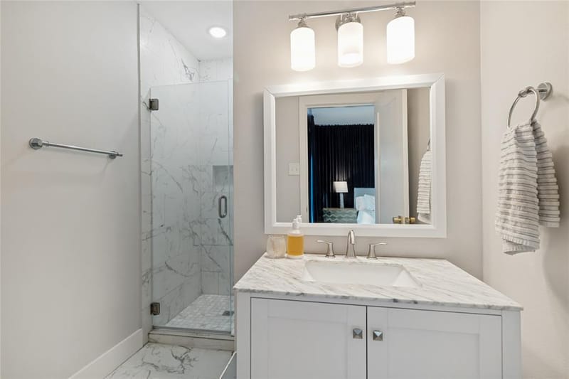 1023 Mount Auburn Avenue, Dallas TX 75223 - Photo 15