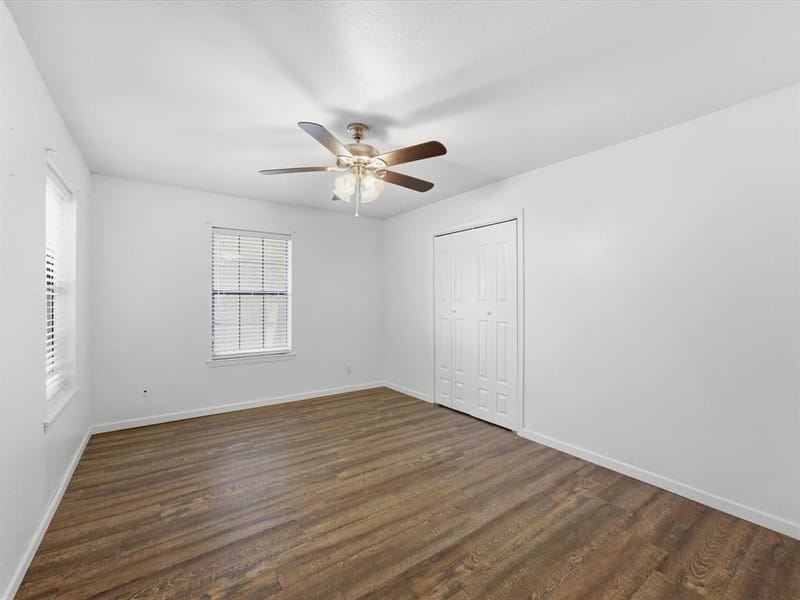 308 Oakwood Street, Chico TX 76431 - Photo 17