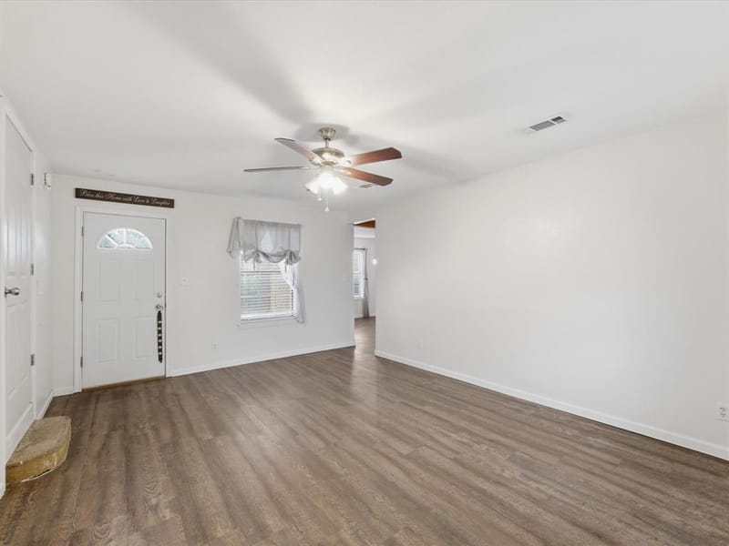 308 Oakwood Street, Chico TX 76431 - Photo 12