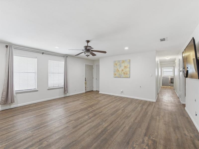 308 Oakwood Street, Chico TX 76431 - Photo 8
