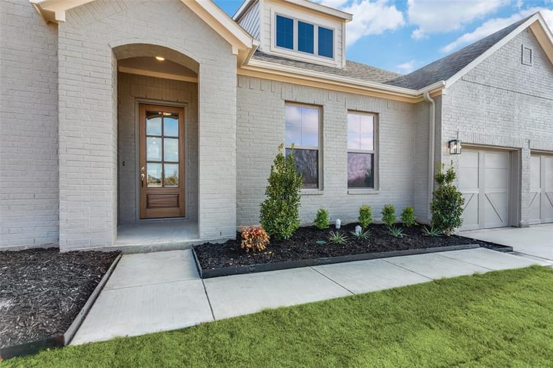 782 Sterling Drive, Benbrook TX 76126 - Photo 3