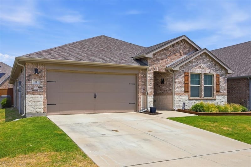 1501 Pleasant Knoll Trail, Aubrey TX 76227 - Photo 3