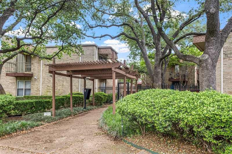 5916 Birchbrook Drive # 129, Dallas TX 75206 - Photo 11